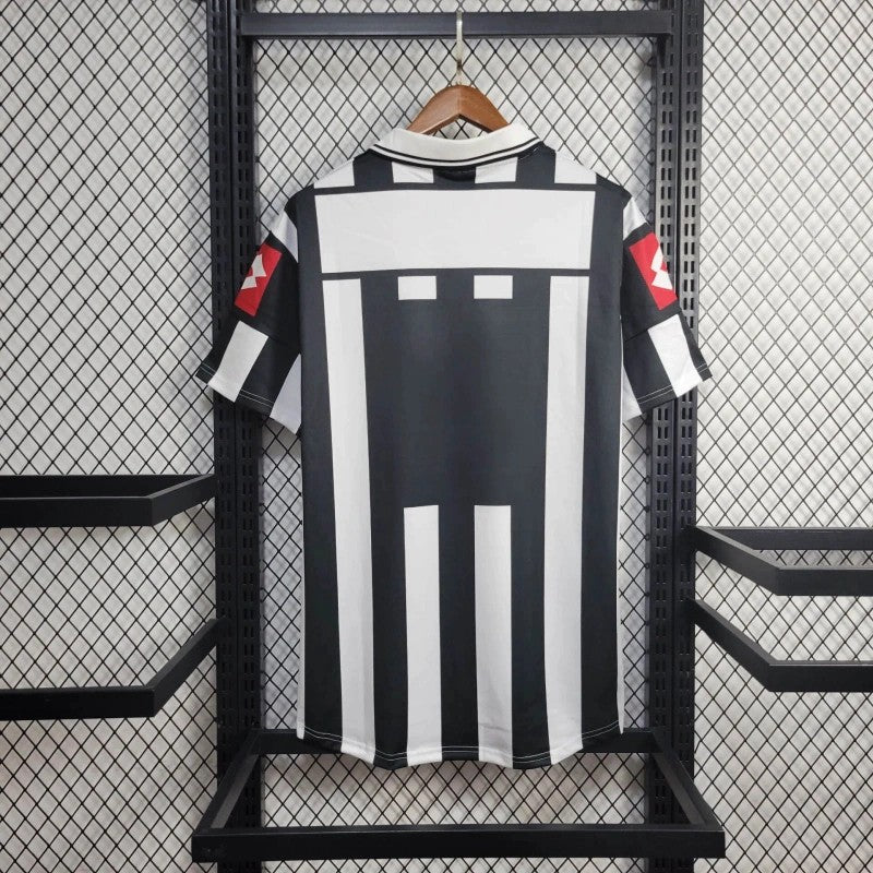 Camisa Juventus - 2001-2002 Home