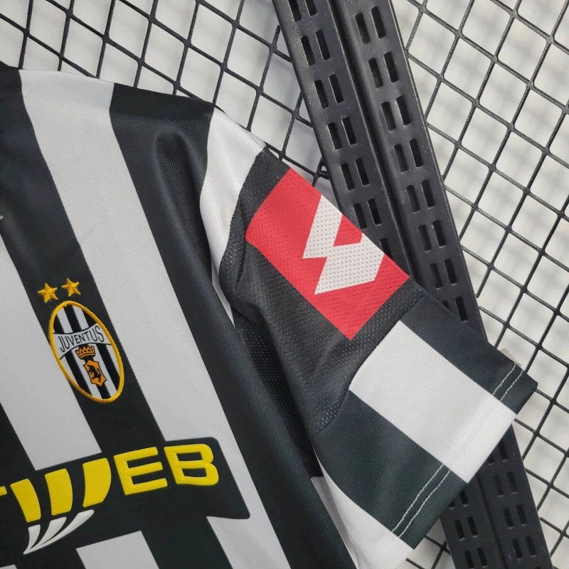 Camisa Juventus - 2001-2002 Home