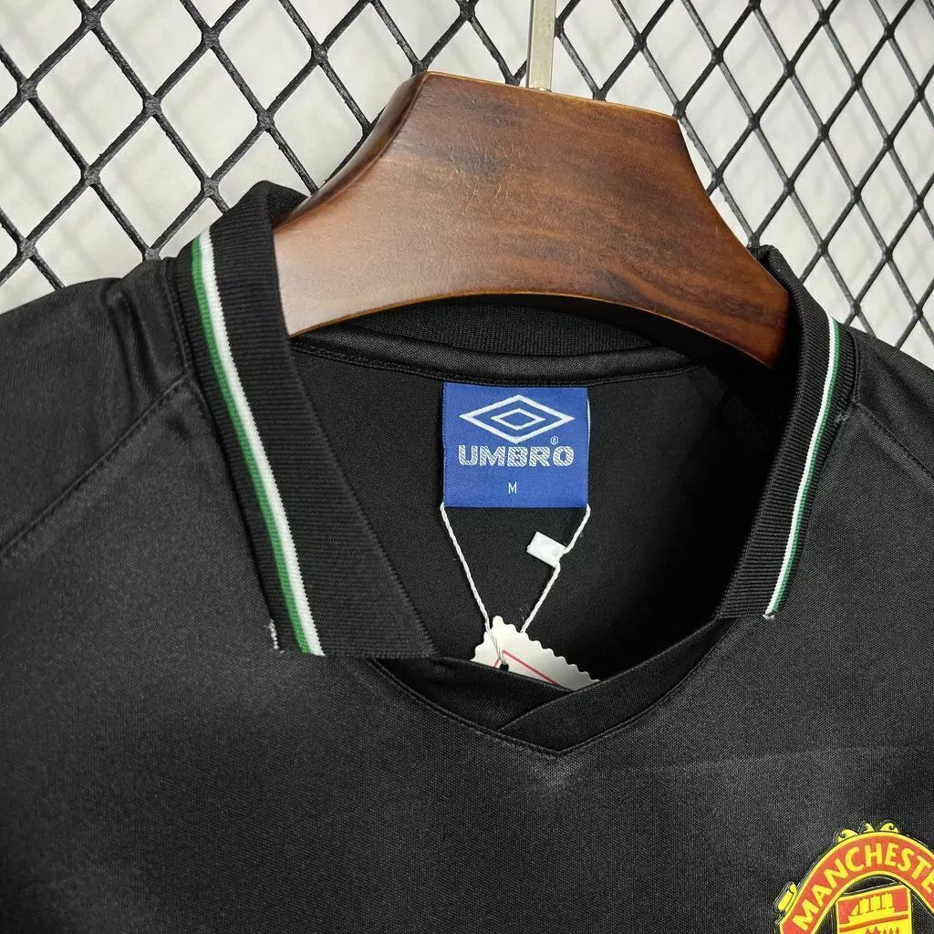 Camisa Manchester United - 1998-1999 Away